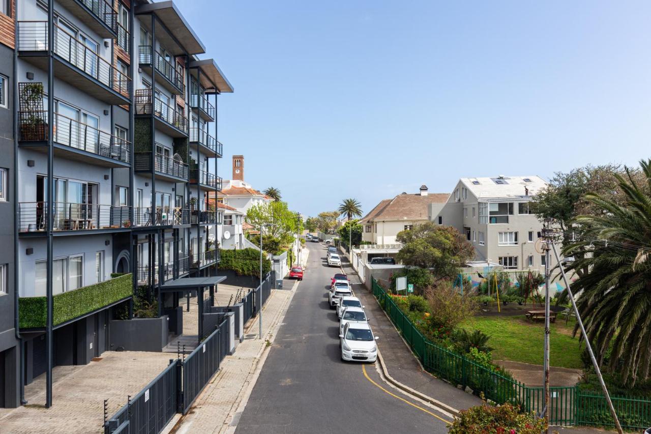 Portswood Mews - Chic White Point Apartamento